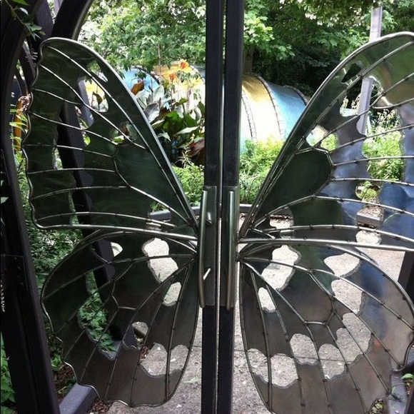 Meet your Posher, Mallory - Picture 1 of 1